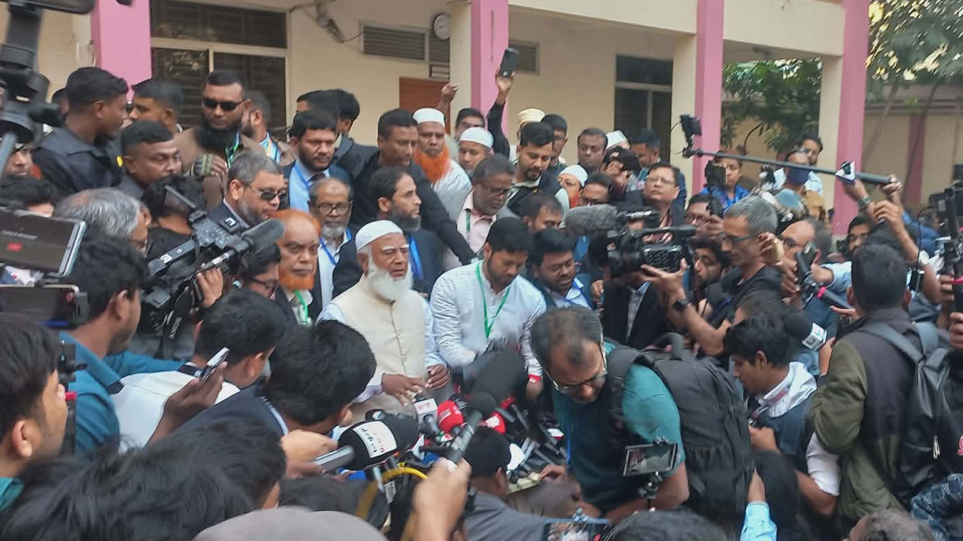 ভোট সুষ্ঠু হলে সবাইকে রায় মানতে হবে: জামায়াত আমির
