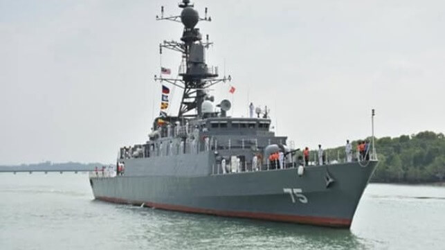 শ্রীলঙ্কা উপকূলে ইরানি যুদ্ধজাহাজ ডুবে নিখোঁজ ১৫০