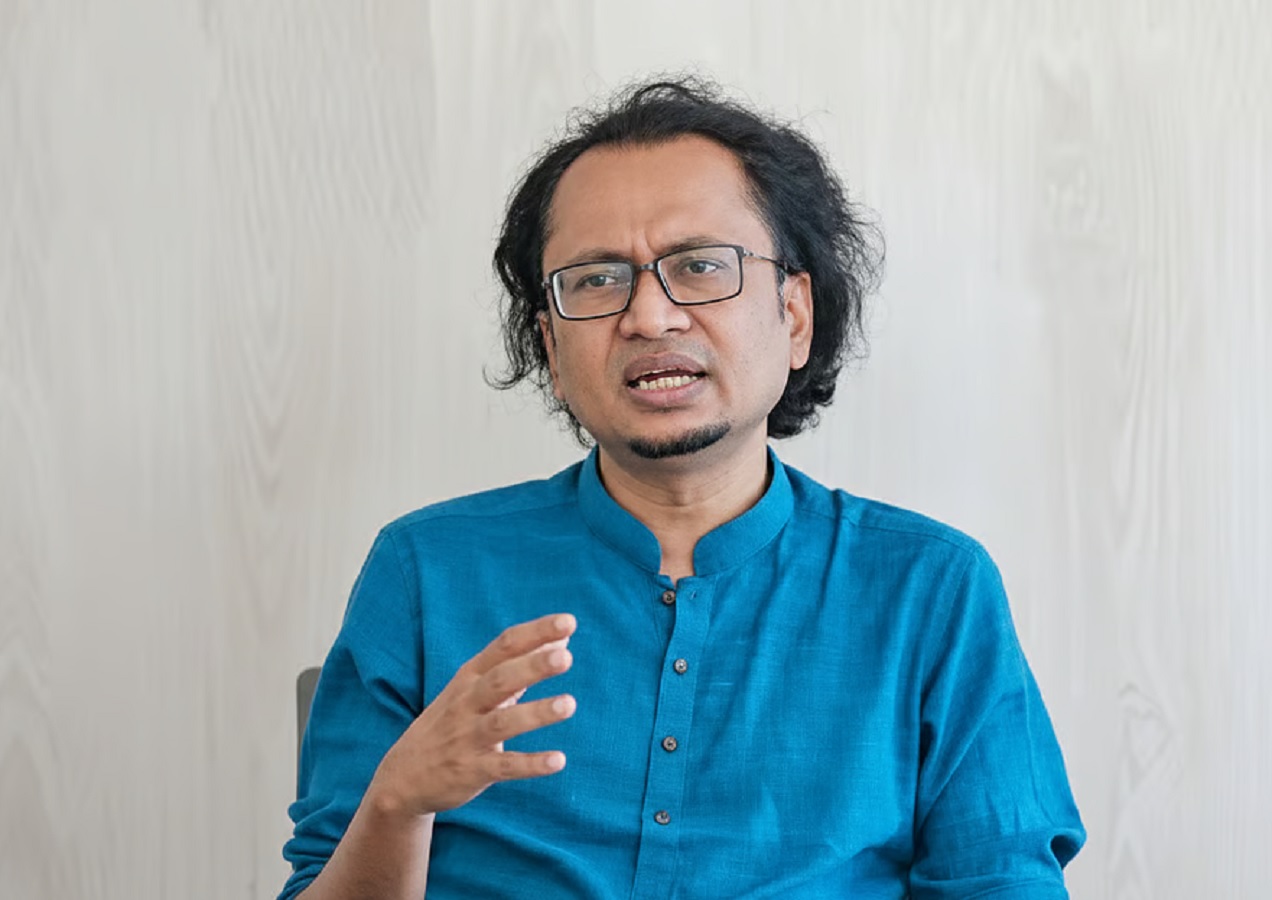 দিল্লি বিমানবন্দরে ‘অপ্রীতিকর ঘটনা’, দেশে ফিরছেন প্রধানমন্ত্রীর তথ্য উপদেষ্টা