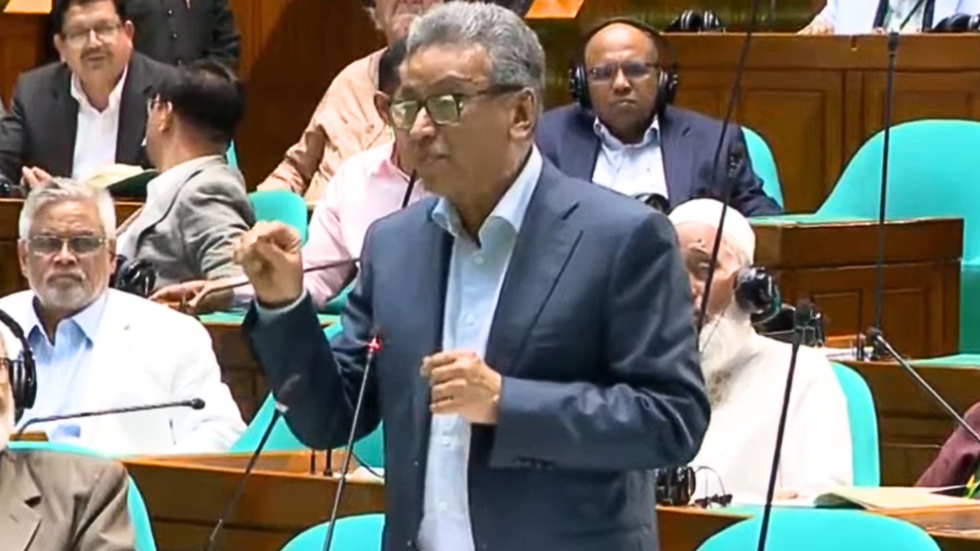 বিএনপির অর্থনৈতিক পরিকল্পনায় সমঝোতার কোনো সুযোগ নেই, এস আলম প্রশ্নে অর্থমন্ত্রী
