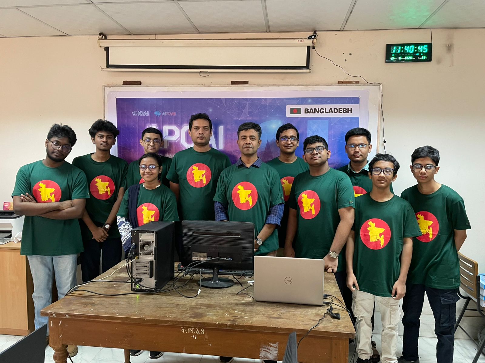 প্রথম এশিয়া-প্যাসিফিক এআই অলিম্পিয়াডে বাংলাদেশের ৩টি স্বর্ণপদক জয়