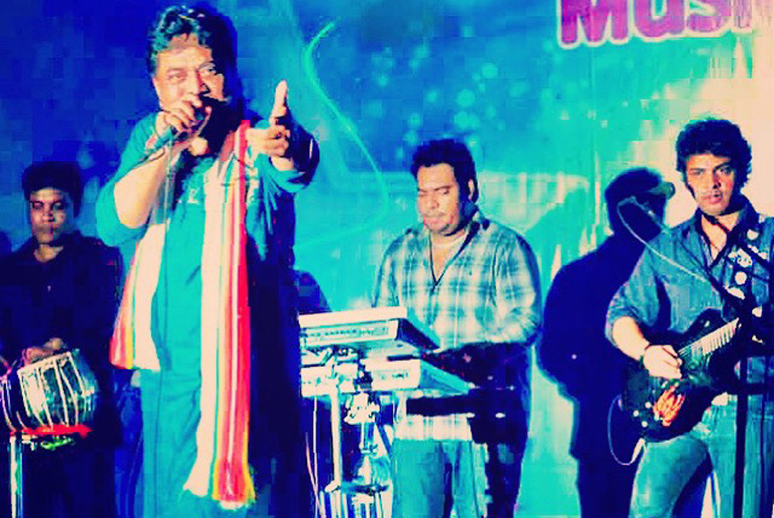 ‘গানে প্রতিষ্ঠার আগে মনোহারী দোকান দিয়েছিলেন এন্ড্রু কিশোর’