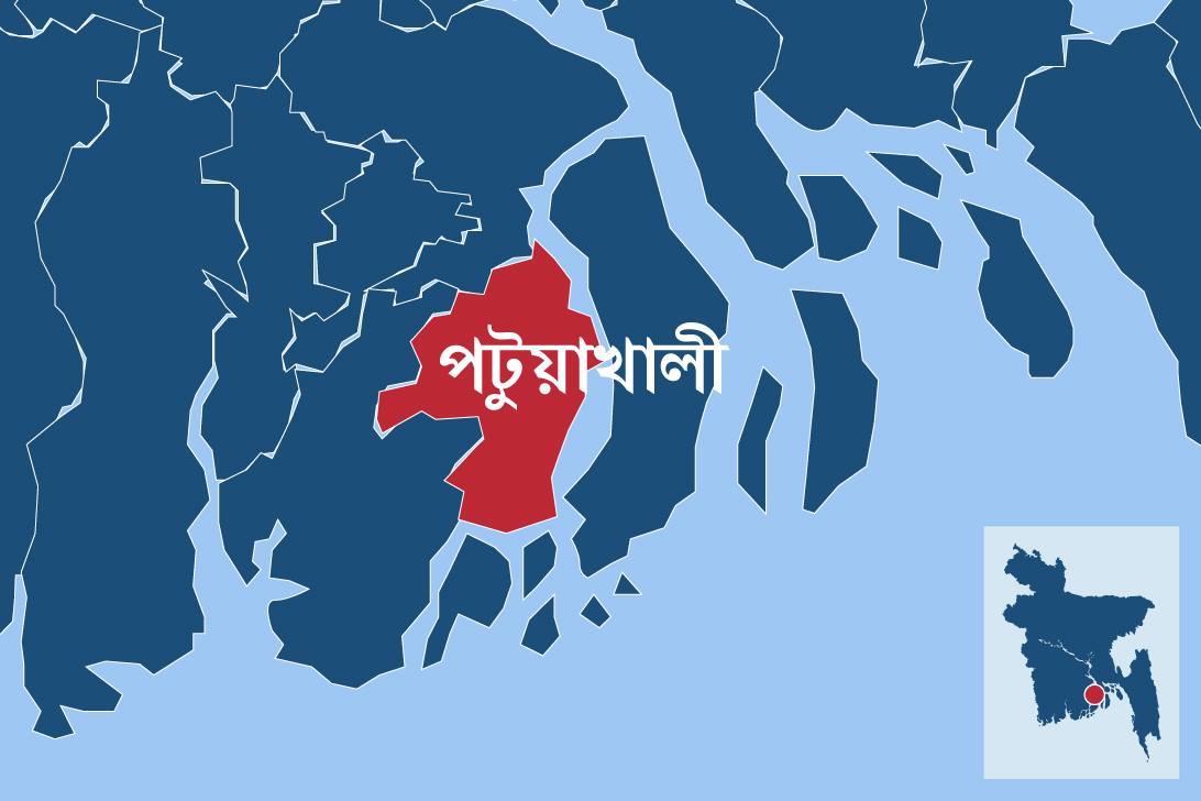 বঙ্গোপসাগরে ট্রলারডুবি: ৩ শতাধিক জেলে উদ্ধার, নিখোঁজ ১২৪