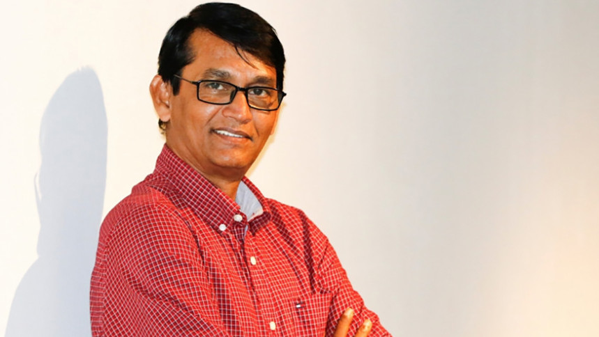 ‘বঙ্গবন্ধু’ বায়োপিকে আবদুর রব সেরনিয়াবাতের চরিত্রে আজিজুল হাকিম