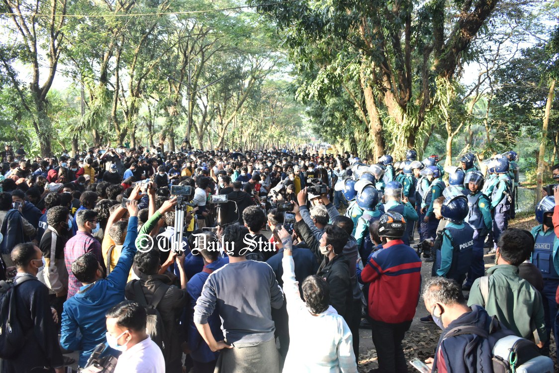 শাবিপ্রবি: ‘অজ্ঞাতনামা’ ২ শতাধিক শিক্ষার্থীর বিরুদ্ধে পুলিশের মামলা