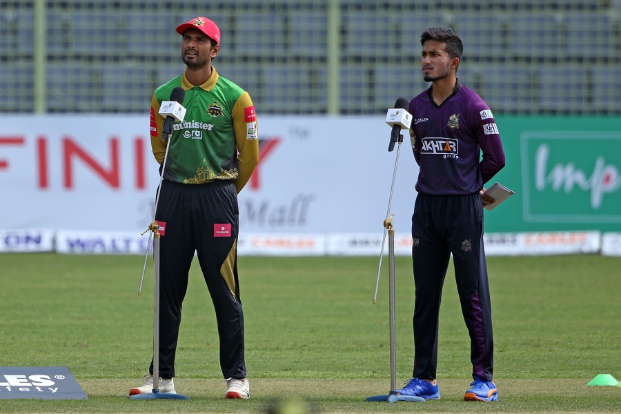 আবার টসের আগে চট্টগ্রামের অধিনায়ক বদল