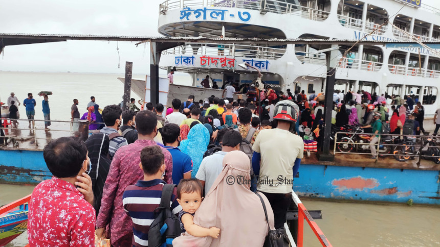 লঞ্চের ভাড়া দ্বিগুণ করার প্রস্তাব অযৌক্তিক: নৌ সচিব