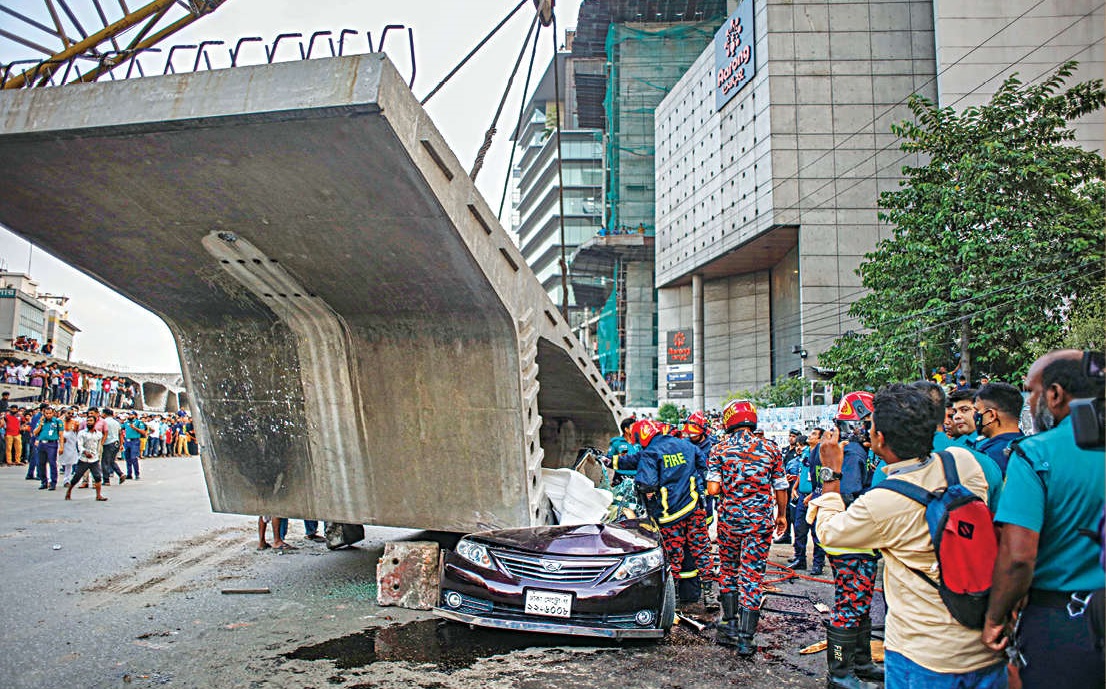 চীনা ঠিকাদারের গাফিলতিতে উত্তরায় বিআরটির গার্ডার দুর্ঘটনা