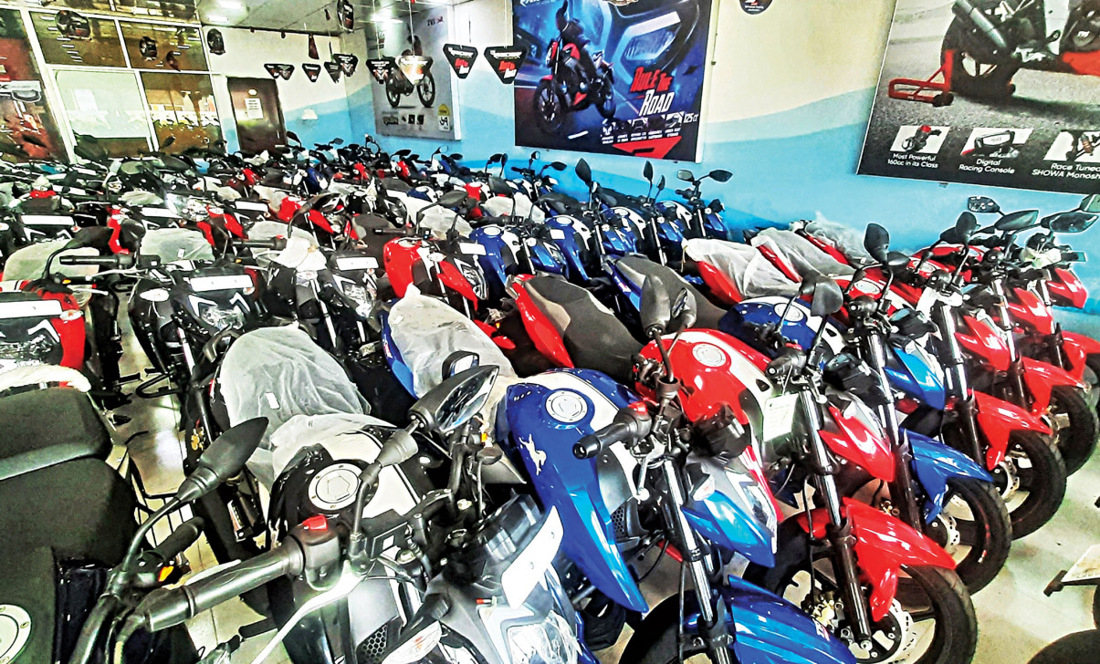 মোটরসাইকেল বিক্রি কমেছে