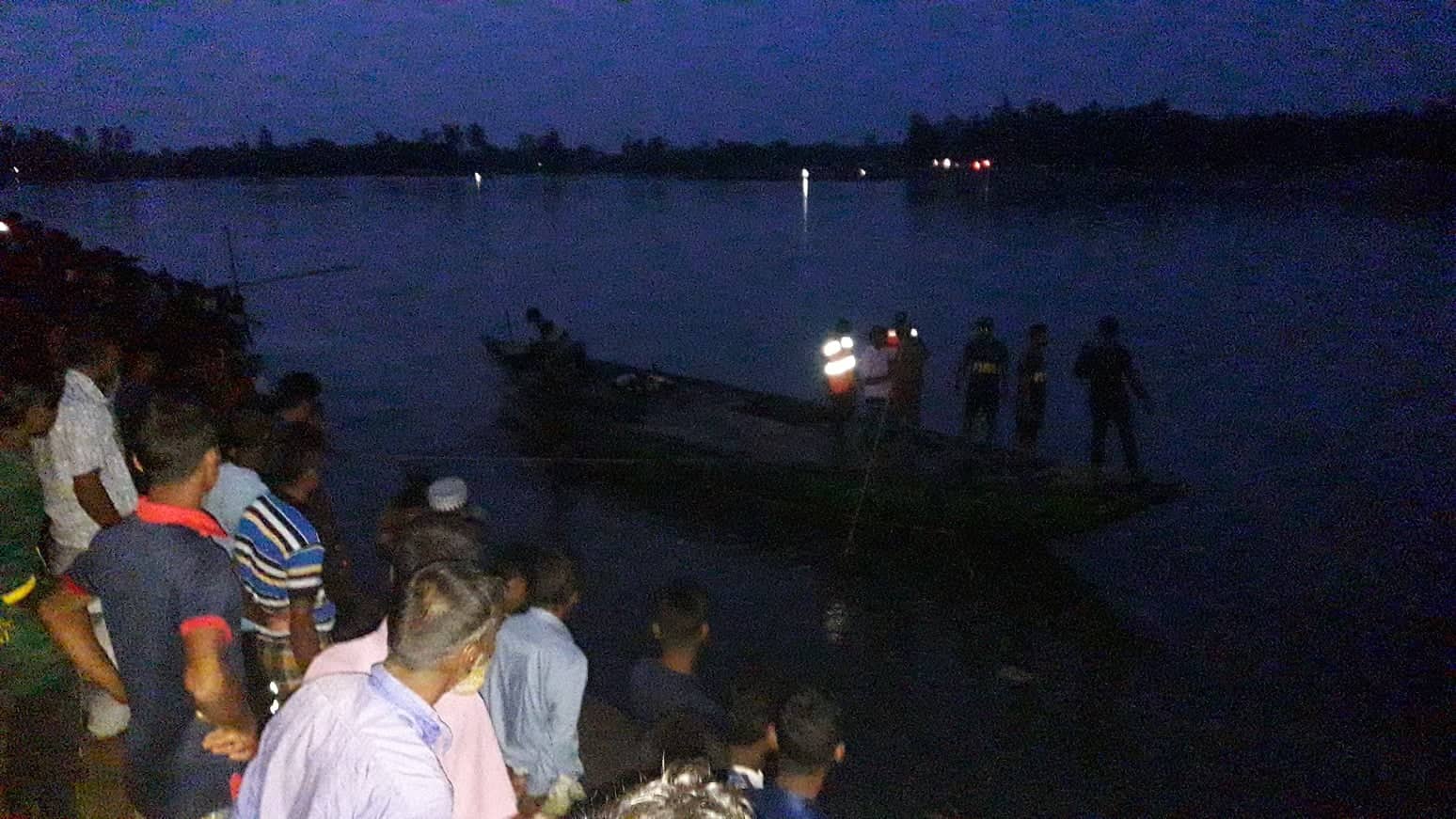 পঞ্চগড়ে করতোয়ায় নৌকা ডুবে ২৪ জনের মৃত্যু