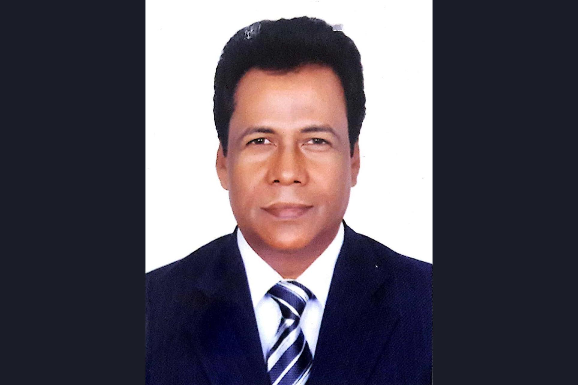 তথ্য ও সম্প্রচার সচিবকে ‘জনস্বার্থে’ অবসরে পাঠিয়েছে সরকার