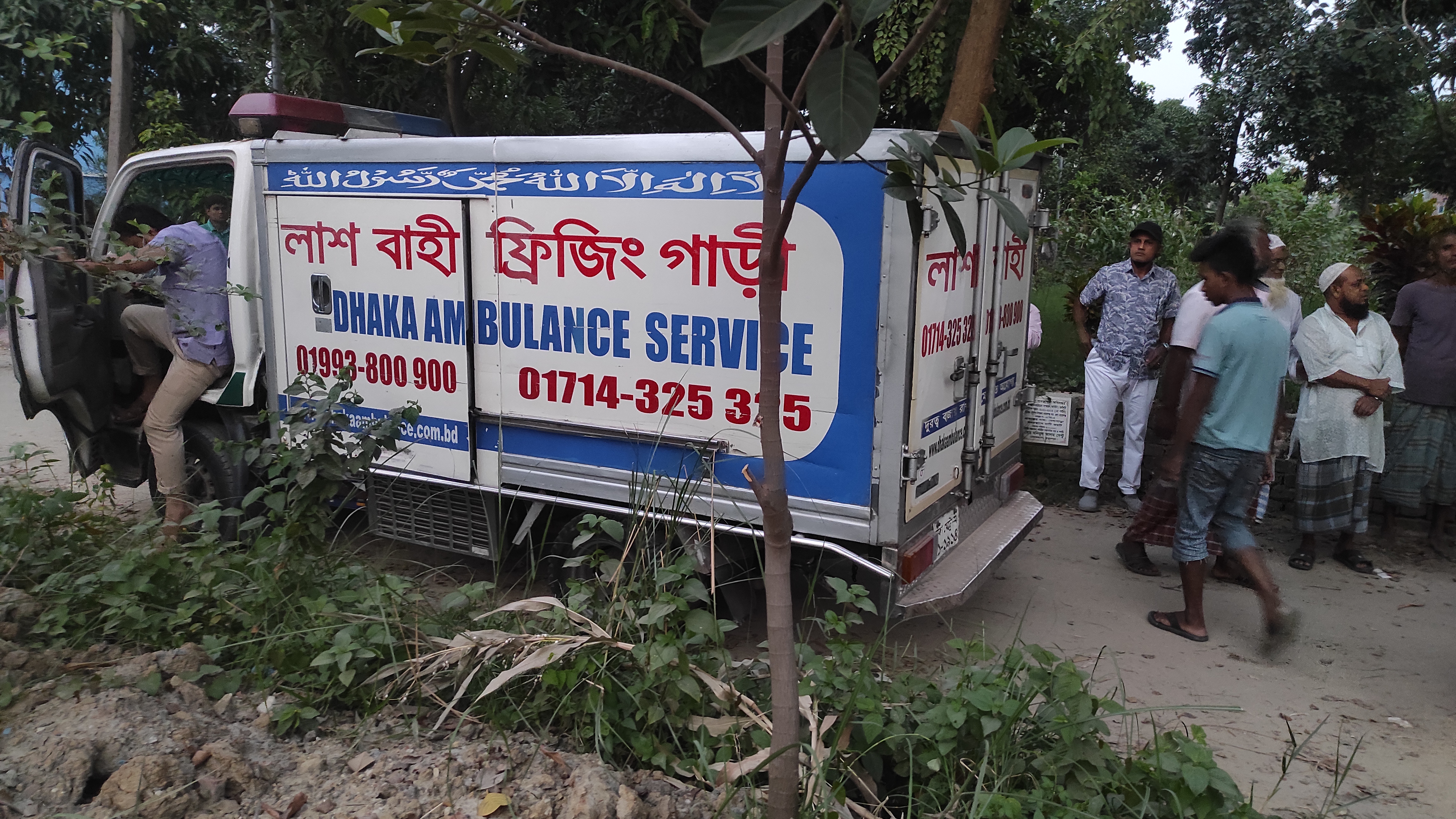 বুয়েট শিক্ষার্থী ফারদিনের দাফন সম্পন্ন