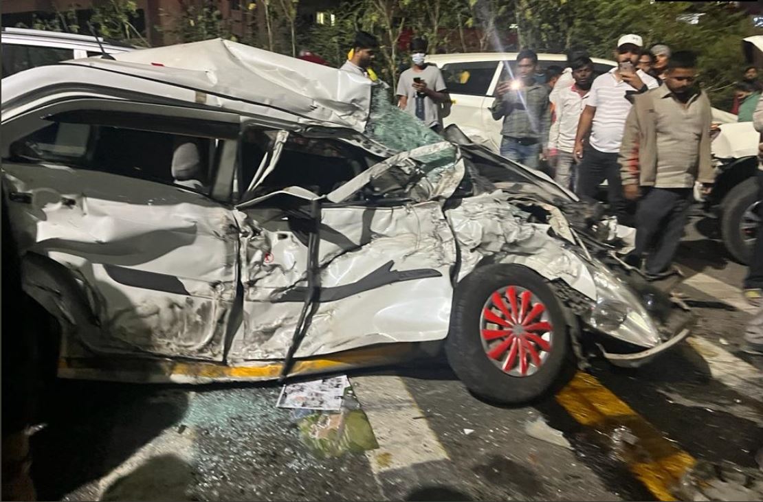 পুনে-বেঙ্গালুরু মহাসড়কে দুর্ঘটনায় আহত অন্তত ৩০, ক্ষতিগ্রস্ত ৪৮ গাড়ি