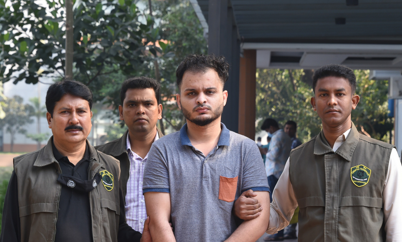 আদালত থেকে জঙ্গি ছিনতাই: ‘প্রধান সমন্বয়ক’ গ্রেপ্তার
