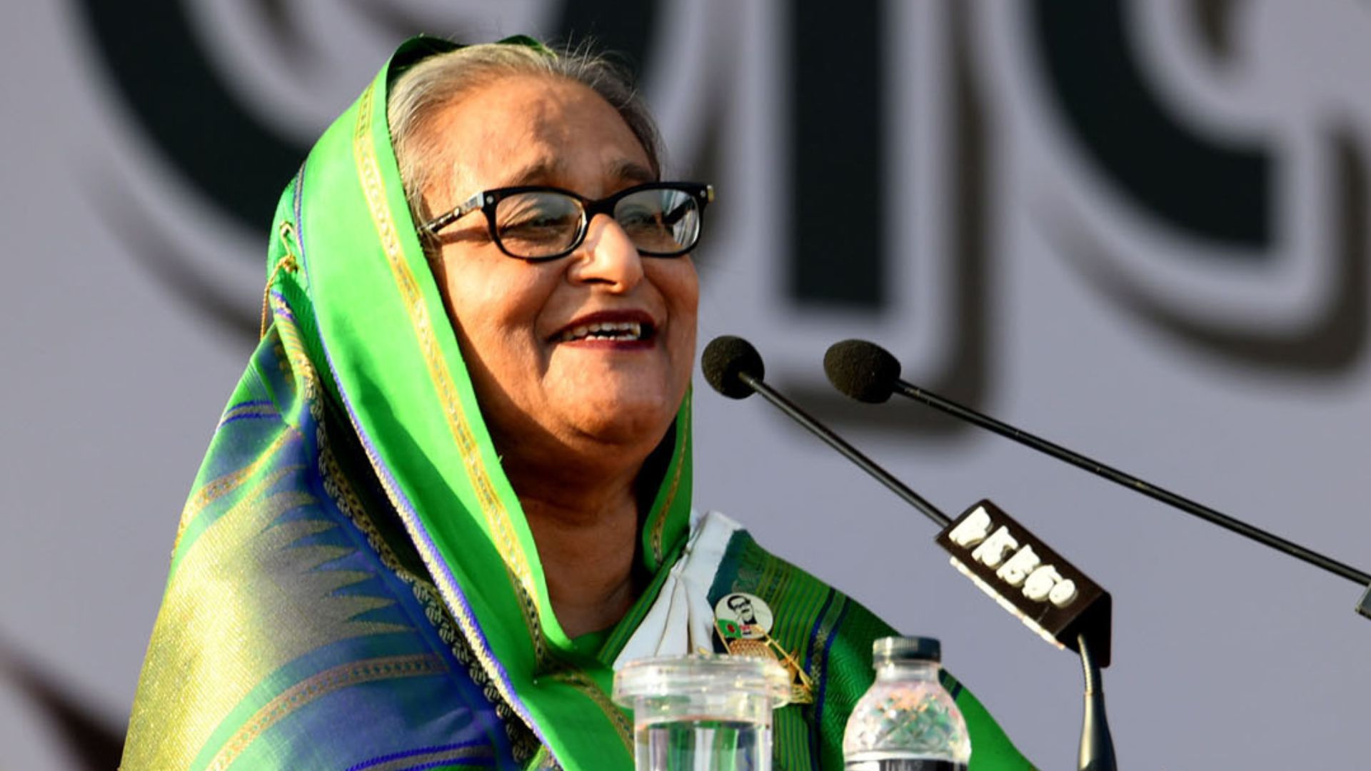 আমরা উন্নয়ন করি, আর বিএনপি মানুষ খুন করে: শেখ হাসিনা