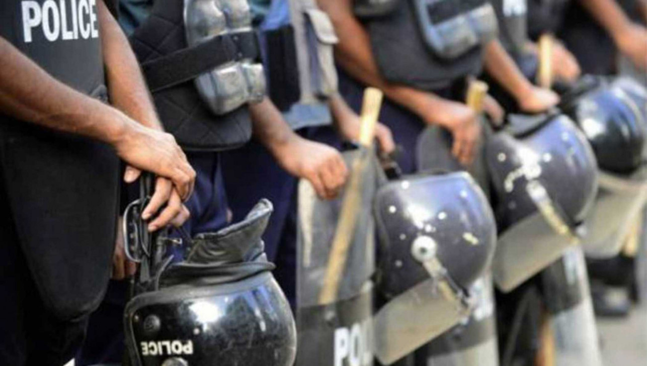 সমাবেশ বিএনপির, বিপদে ঢাকার হোটেল মালিকরা