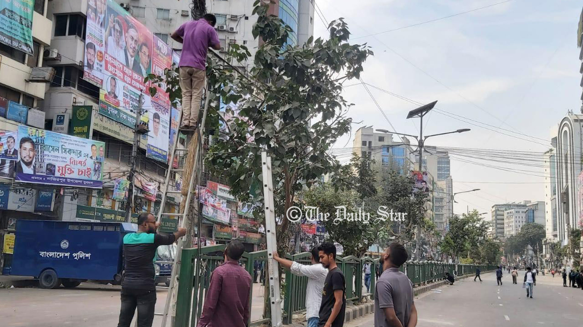 বিএনপির কেন্দ্রীয় কার্যালয়ের সামনের রাস্তায় বসছে সিসি ক্যামেরা
