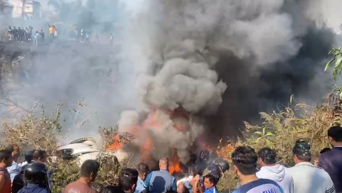 নেপালের পোখারায় ৭২ আরোহী নিয়ে উড়োজাহাজ বিধ্বস্ত, নিহত অন্তত ৪০