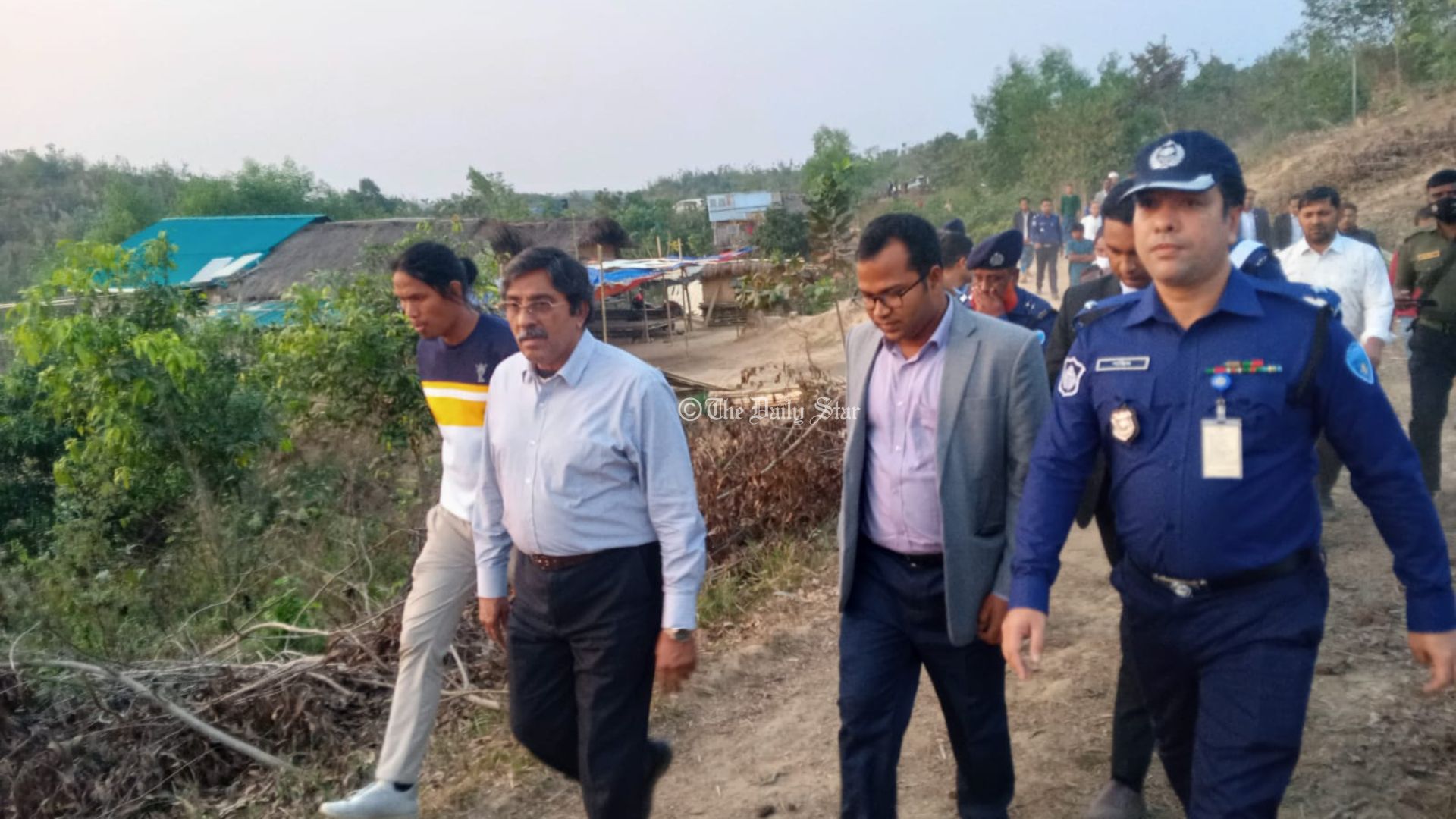 ‘ম্রো পাড়ায় হামলা-লুটপাট-অগ্নিসংযোগ ঘৃণিত অপরাধ’