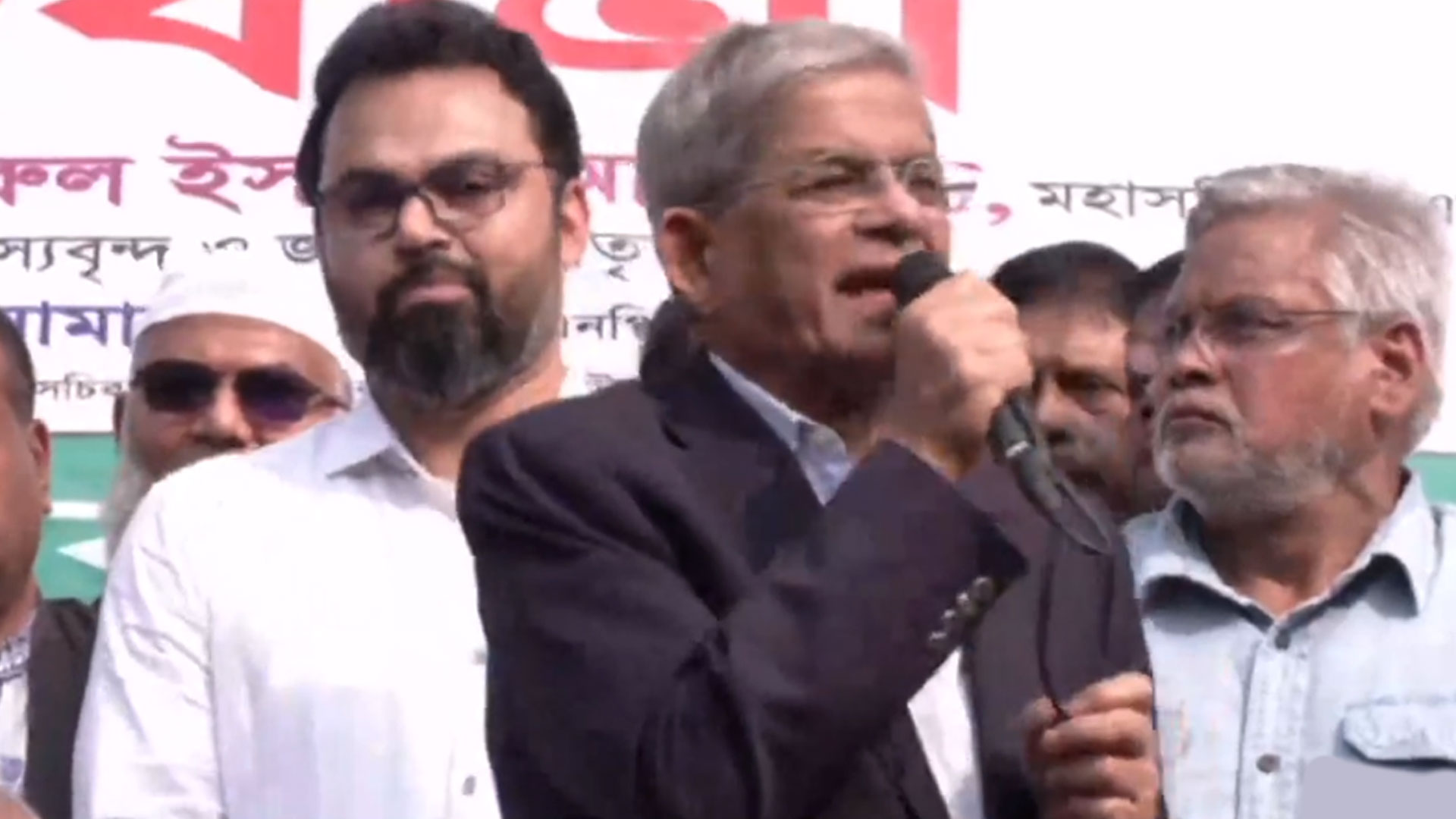 ‘পদত্যাগ করুন, অন্যথায় ভারাক্রান্তভাবে চলে যেতে হবে’