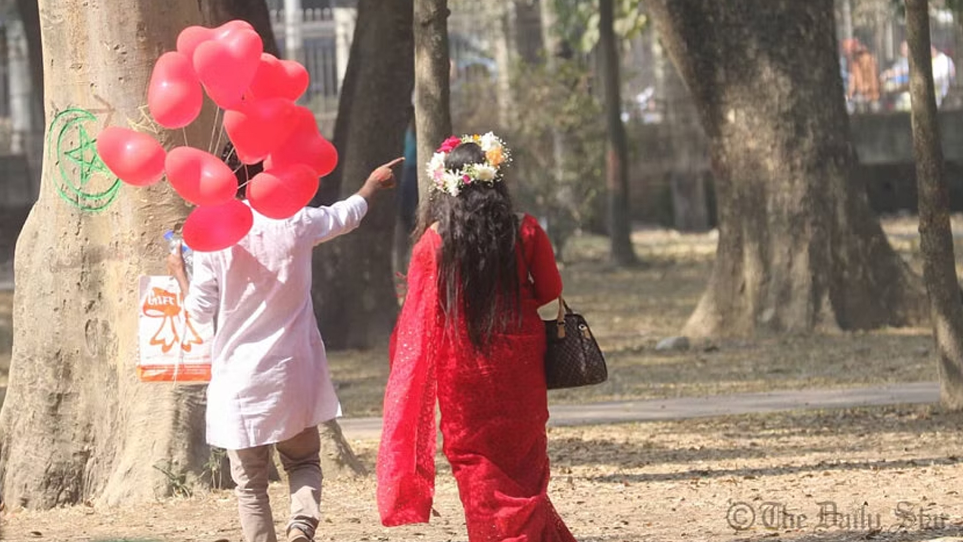 আজই বলুন, ভালোবাসি তোমায়