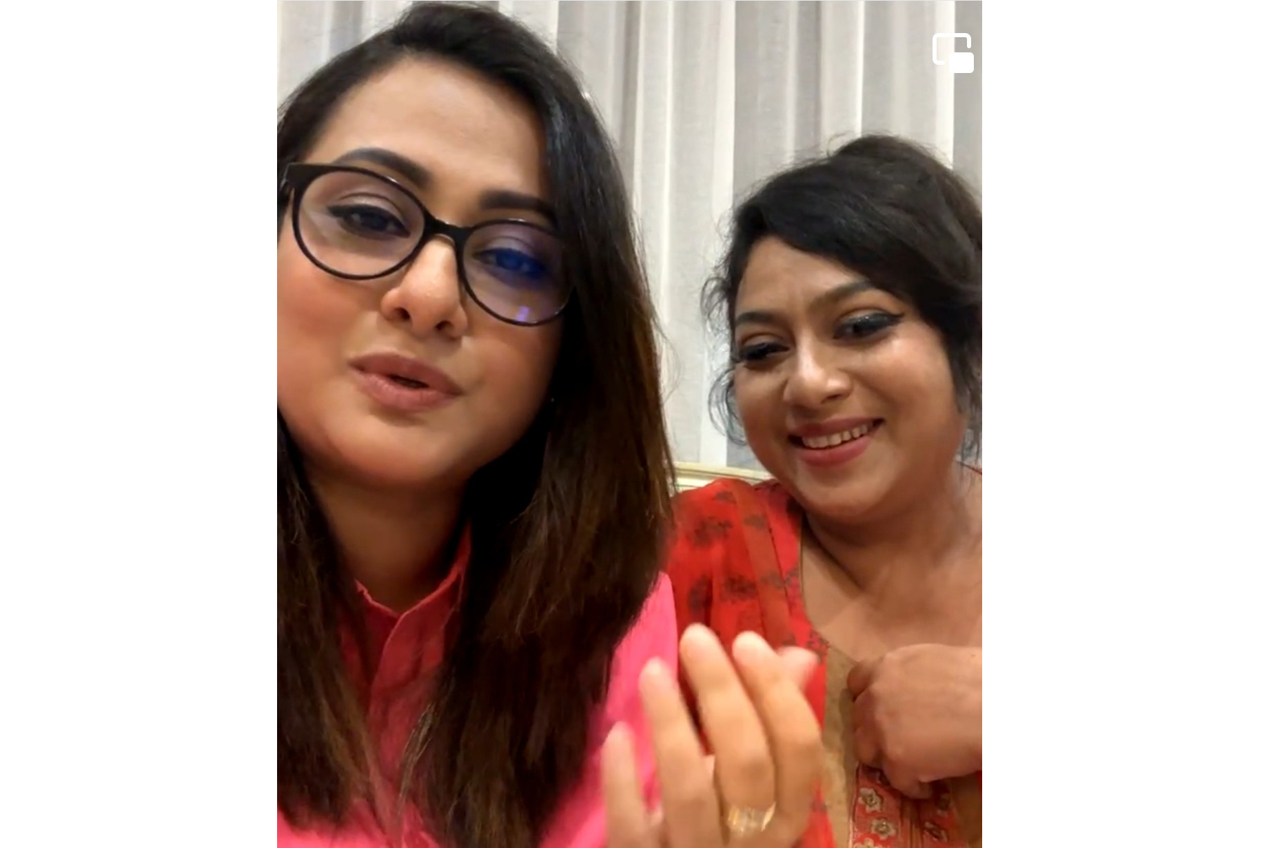 পূর্ণিমা অস্ট্রেলিয়া ভ্রমণে গিয়ে লাইভে এসে যে চমক দিলেন