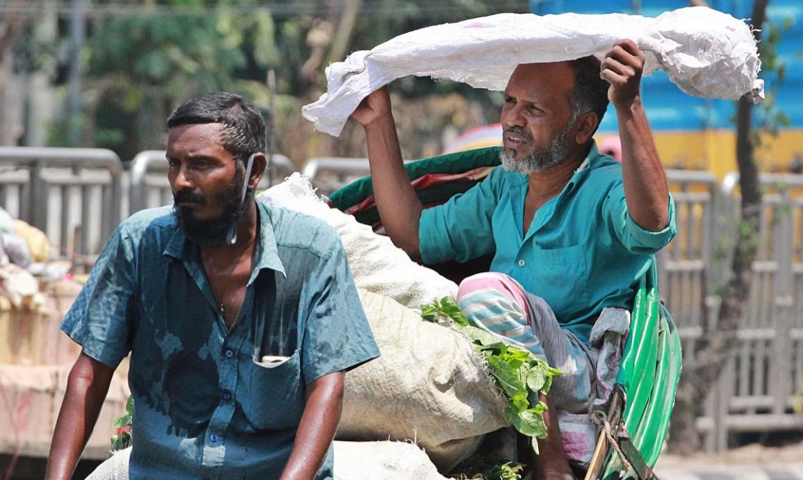 ঢাকায় ‘৫৮ বছরের মধ্যে সর্বোচ্চ’ তাপমাত্রা আজ