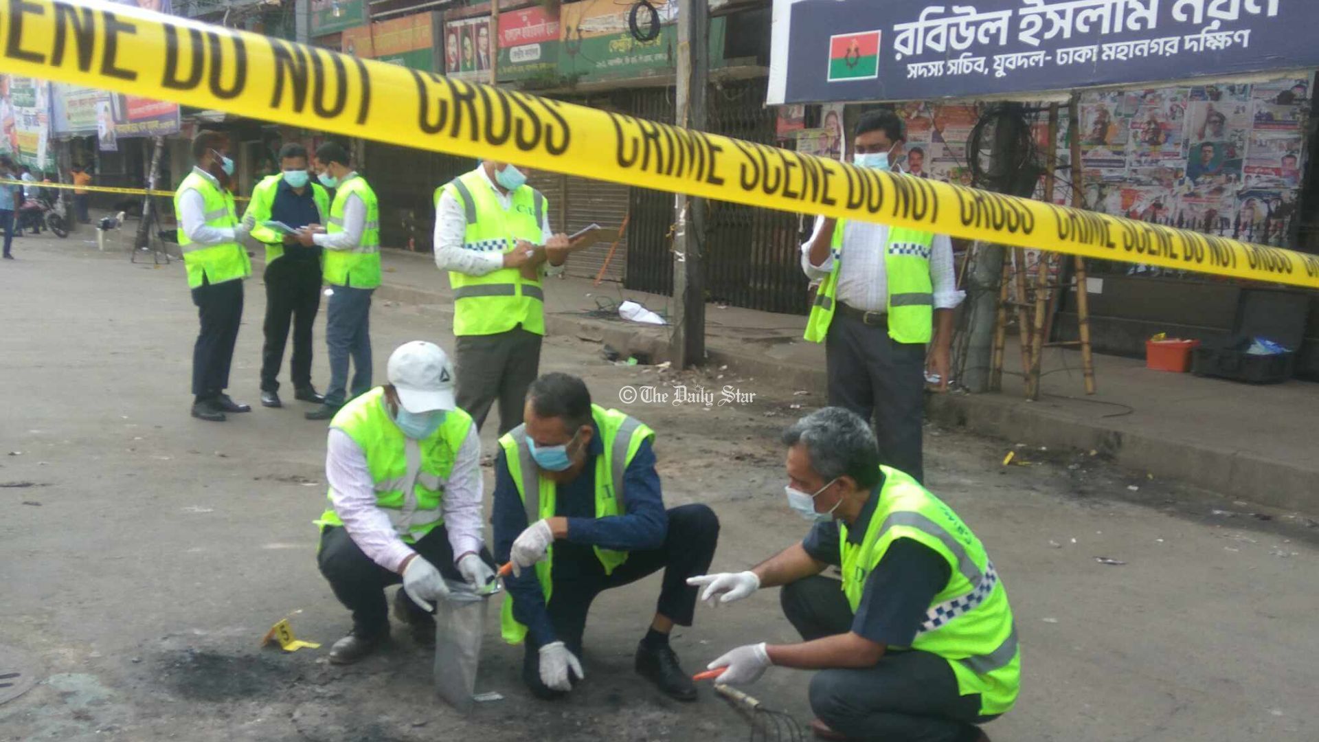 নয়াপল্টনে বিএনপি কার্যালয় পুলিশের ‘ক্রাইম সিন’