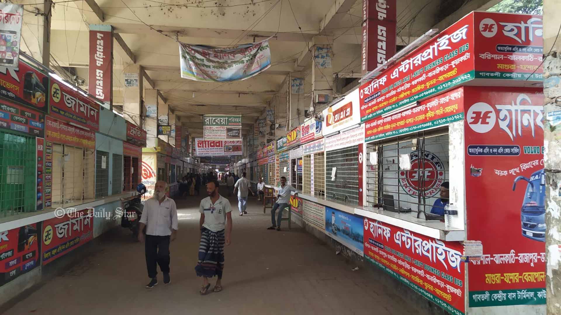 দুপুর সাড়ে ১২টা পর্যন্ত গাবতলী ছেড়েছে দূরপাল্লার ১৫ বাস, নেই আশানুরূপ যাত্রী