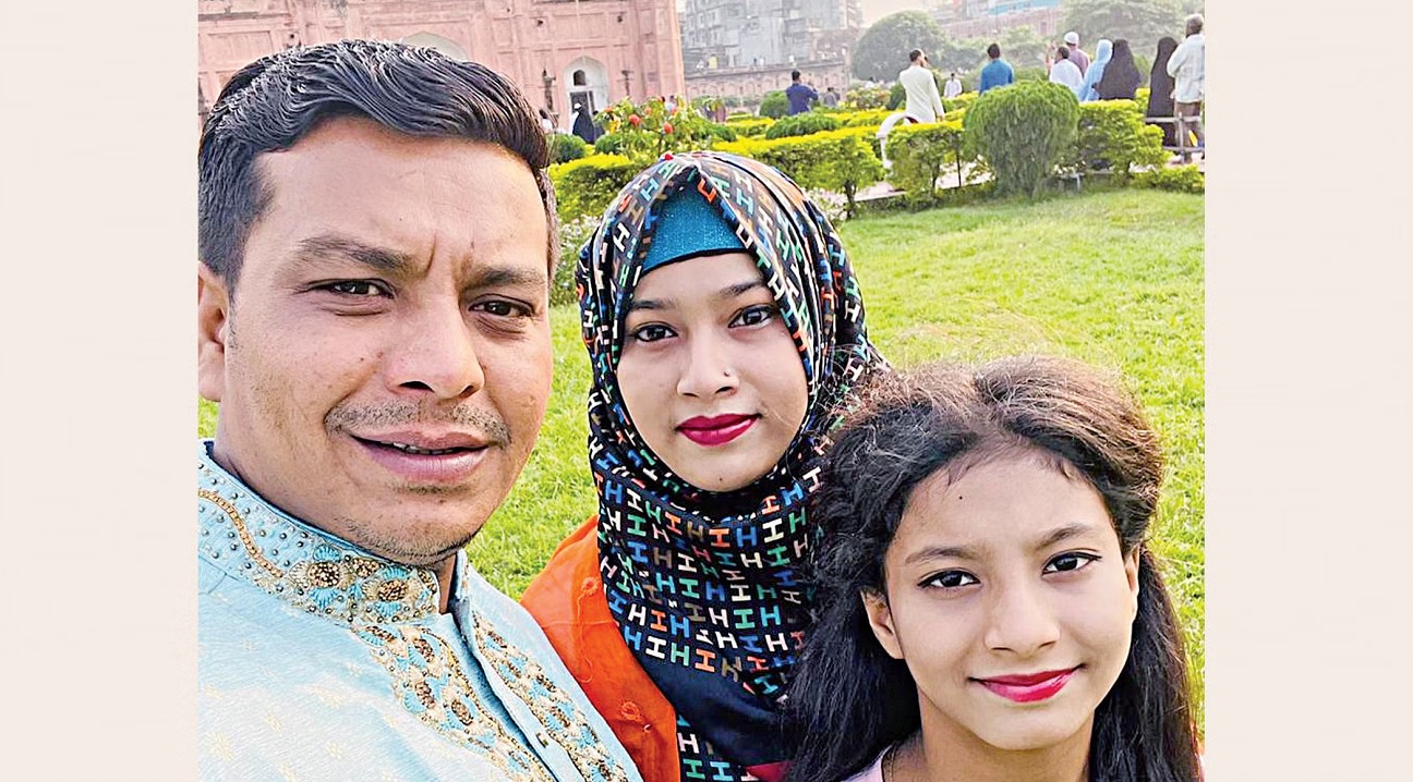 পিটিয়ে মানুষ হত্যার একটি মর্মান্তিক দৃশ্য