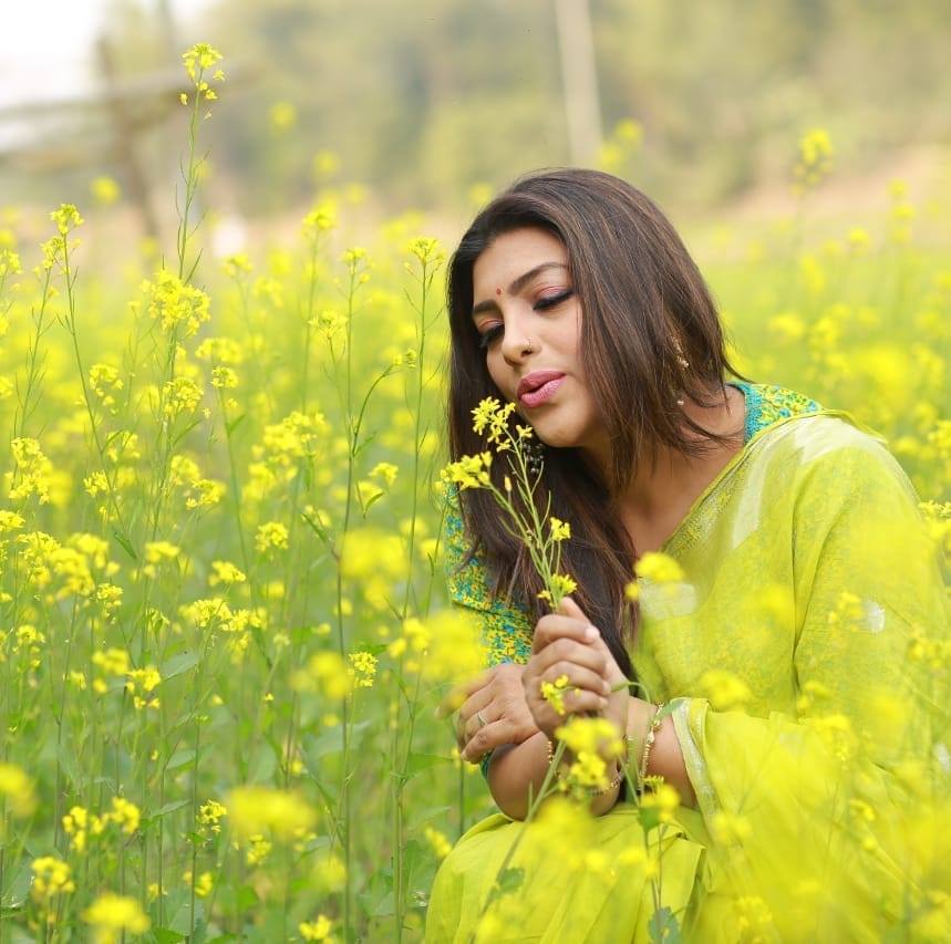 ‘নিজেকেই নিজের জায়গা করে নিতে হয়েছে’