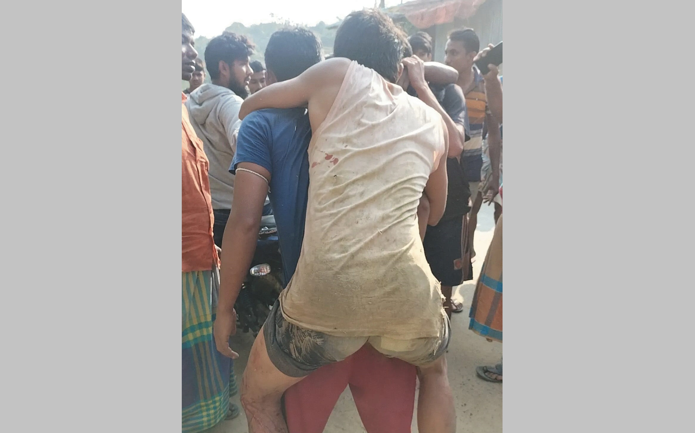 এবার মিয়ানমার থেকে গুলিবিদ্ধ ১০ জন পালিয়ে বাংলাদেশে