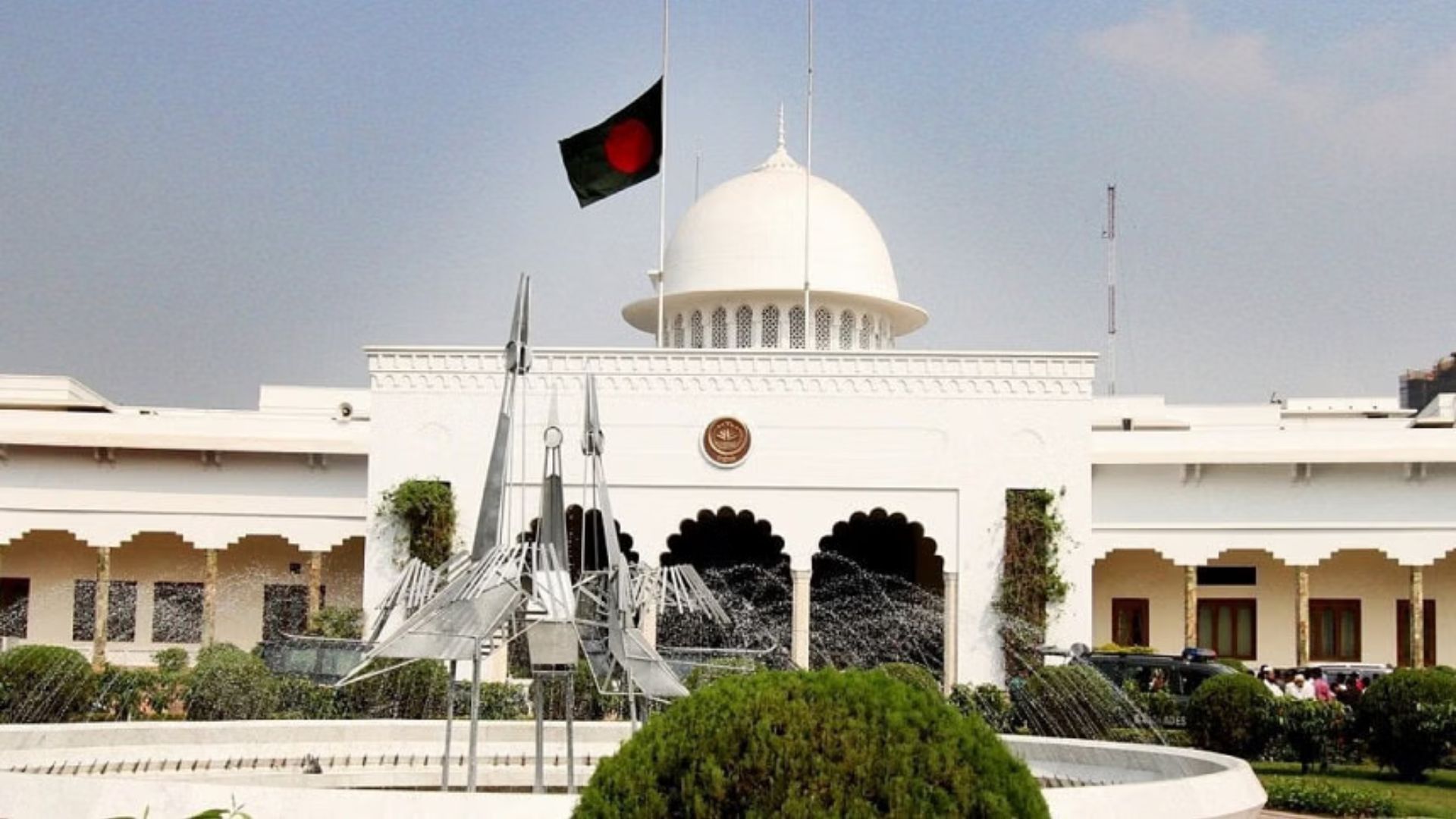 বঙ্গভবনে শপথের ডাক পেলেন যারা