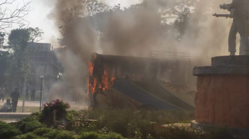 চট্টগ্রামে কাল থেকে ৪৮ ঘণ্টা পরিবহন ধর্মঘটের ডাক