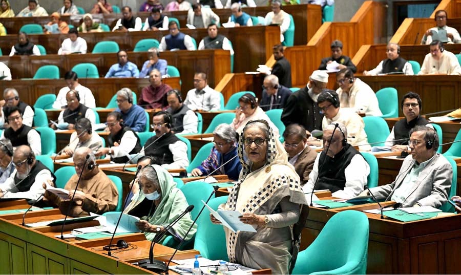 মালয়েশিয়ায় কর্মী পাঠাতে ব্যর্থতায় দায়ীদের বিরুদ্ধে ব্যবস্থা: প্রধানমন্ত্রী