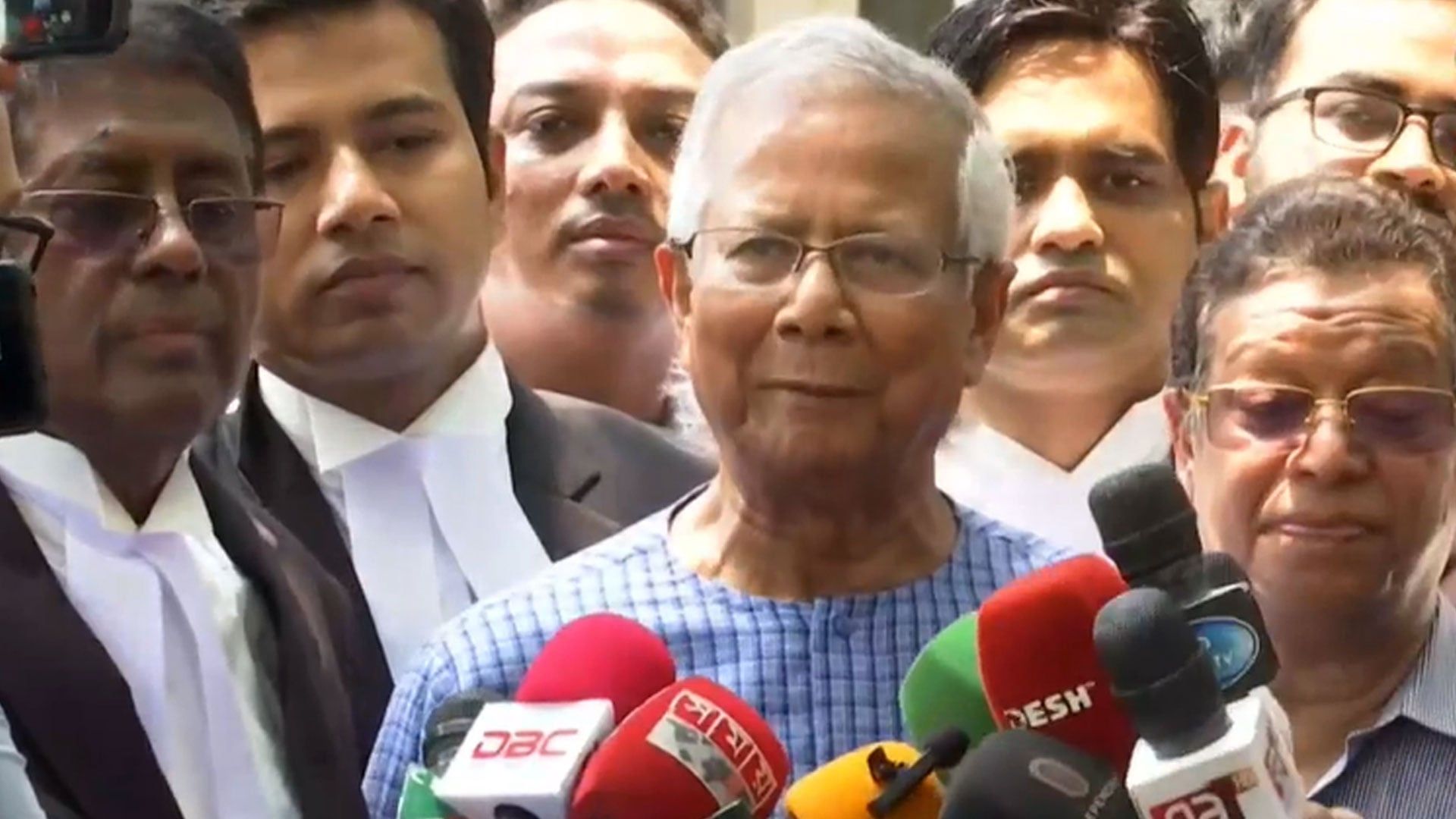 নিরপরাধ নাগরিককে খাঁচার ভেতরে দাঁড়িয়ে থাকতে হবে আদালতে, এটা অত্যন্ত অপমানজনক: ড. ইউনূস