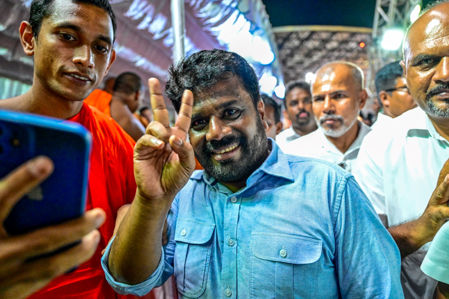 শ্রীলঙ্কার পার্লামেন্ট ভেঙে দিয়েছেন প্রেসিডেন্ট দিশানায়েকে, নির্বাচন ১৪ নভেম্বর