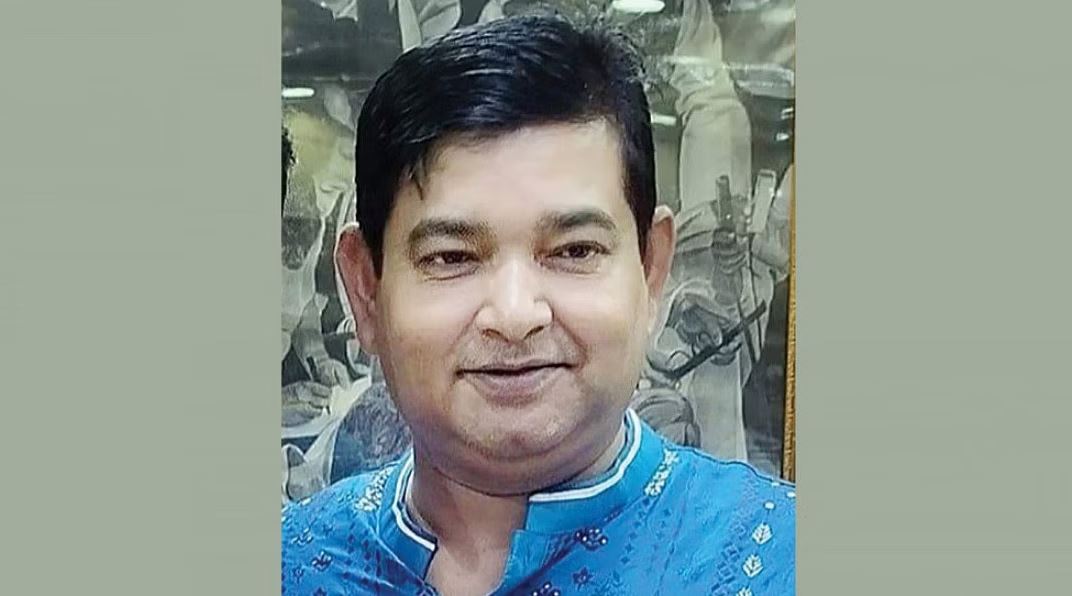 সাবেক চসিক কাউন্সিলর লিটনের গুদাম থেকে প্রায় সাড়ে ৩ কোটি সিগারেট স্ট্যাম্প জব্দ