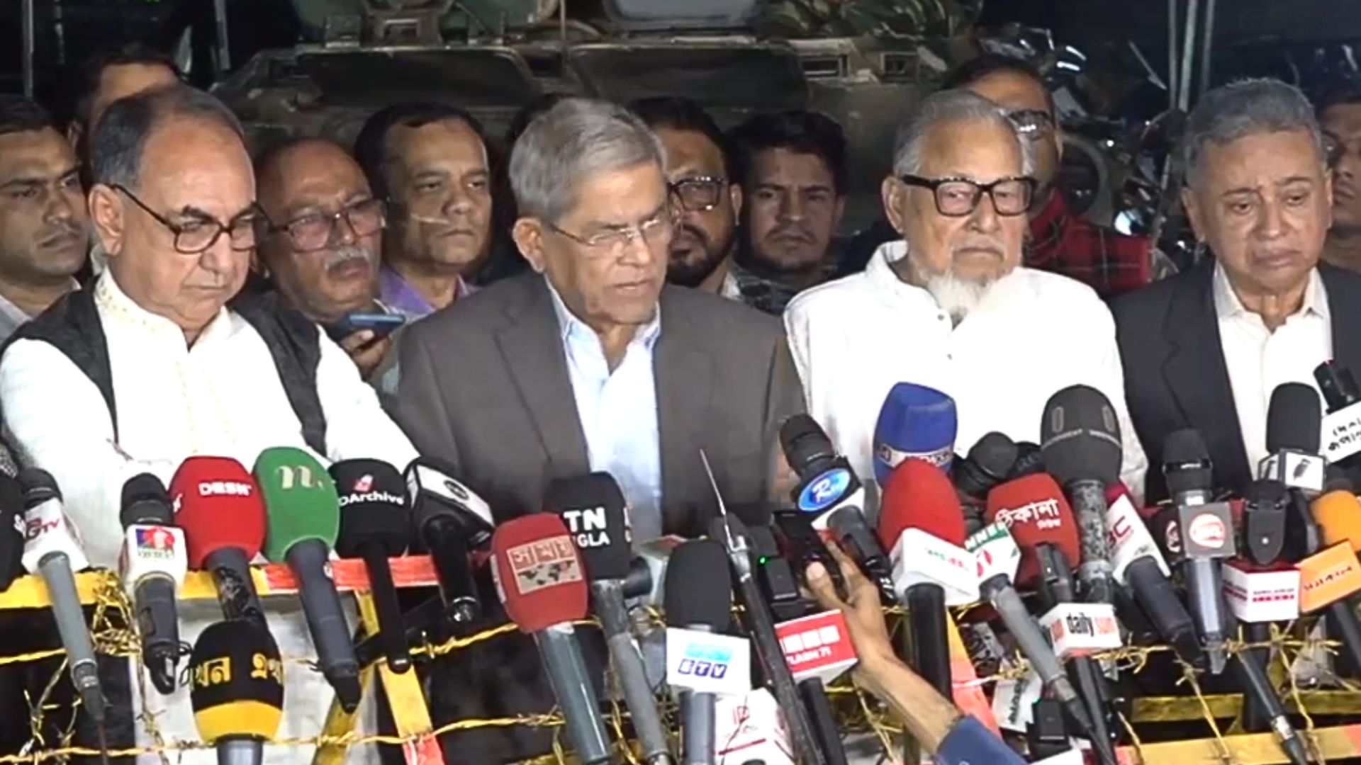 বিভাজন এড়াতে প্রধান উপদেষ্টাকে জাতীয় ঐক্যের কথা বলেছি: মির্জা ফখরুল