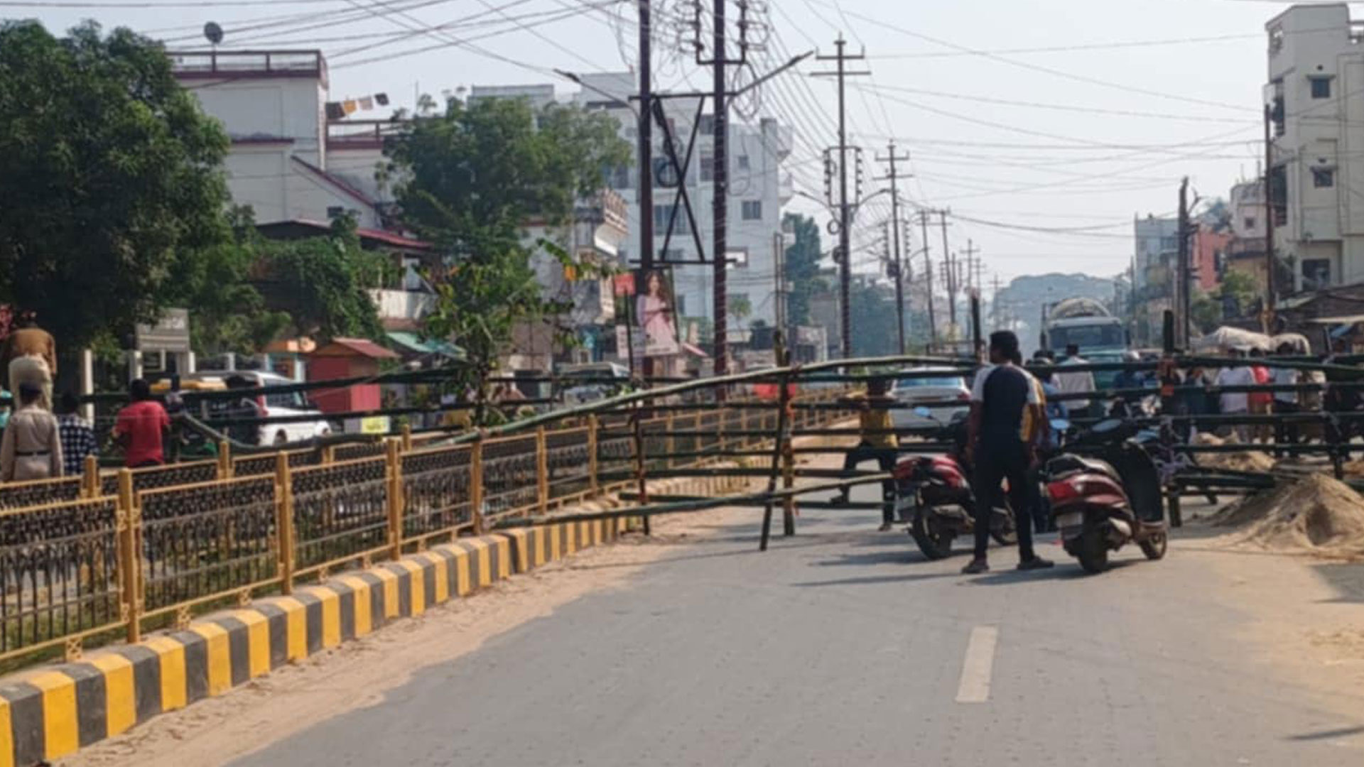 ত্রিপুরায় বাংলাদেশি যাত্রীদের হেনস্তার অভিযোগ