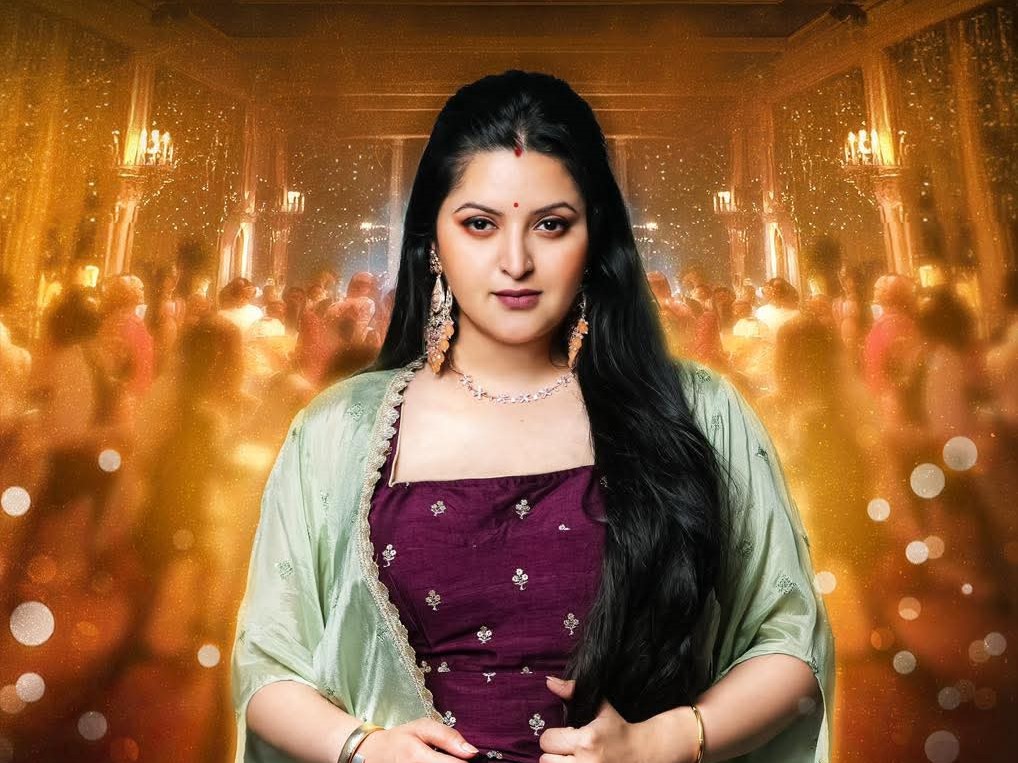 লাবণ্যর সঙ্গে পরিচয় করিয়ে দিলেন পরীমনি