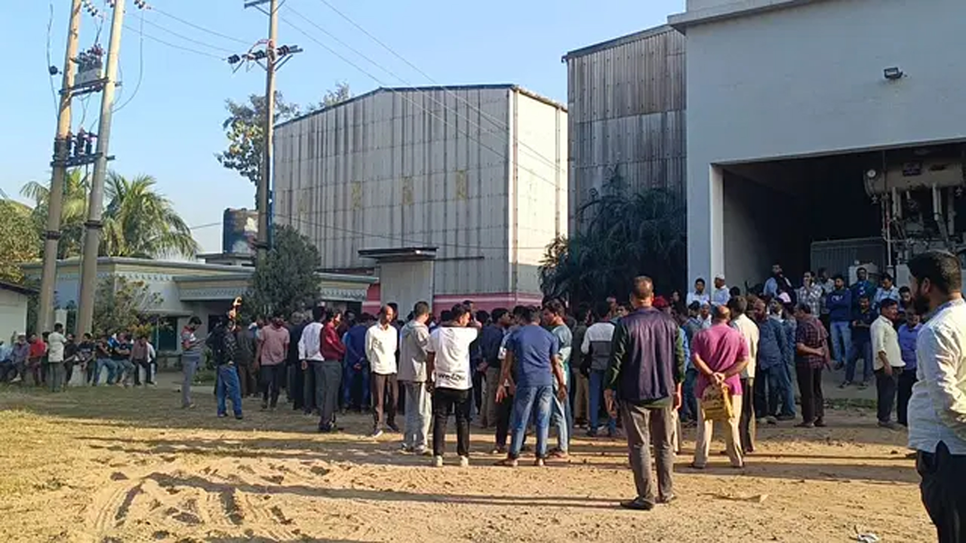 কাঁচামাল সংকটে এস আলম গ্রুপের ৬ কারখানা বন্ধ