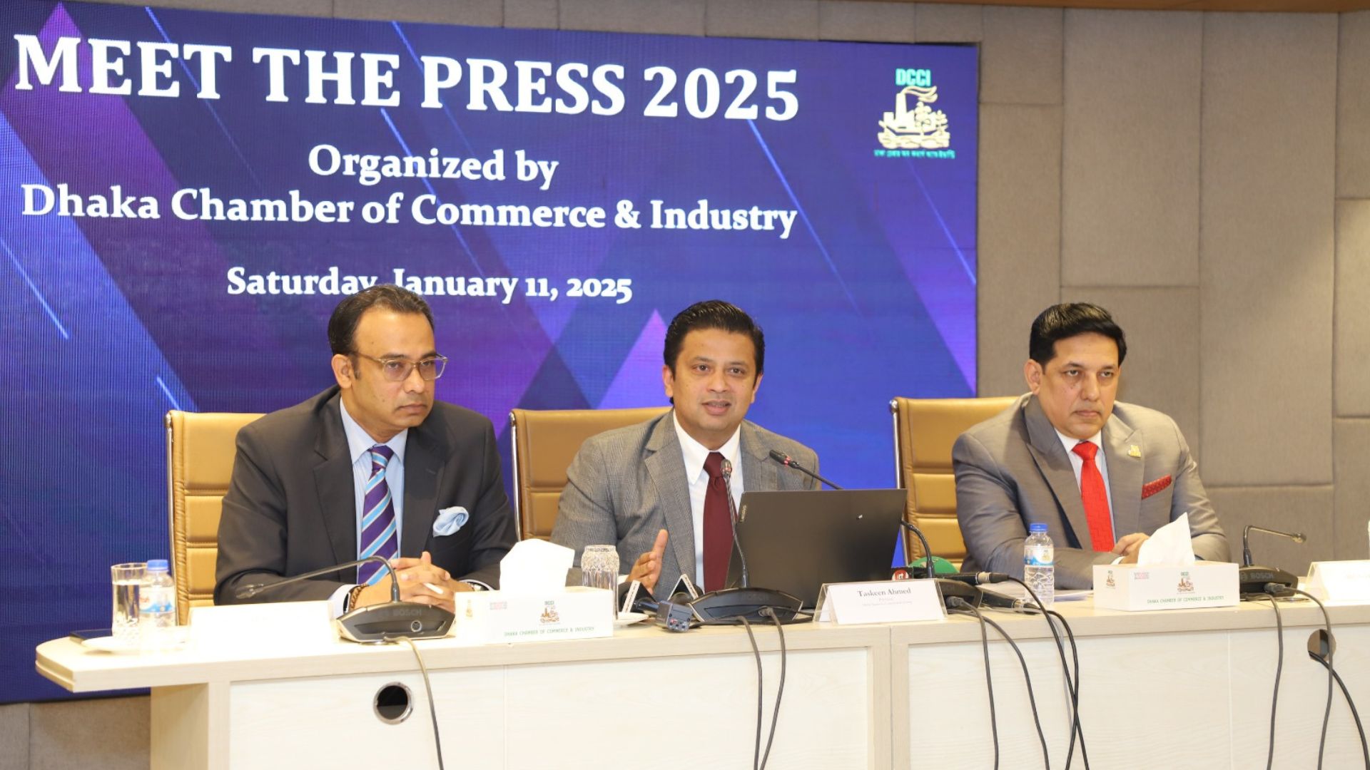 পণ্যে শুল্প-কর বাড়ানো ও শিল্পে গ্যাসের মূল্যবৃদ্ধির উদ্যোগ আত্মঘাতী: ডিসিসিআই সভাপতি