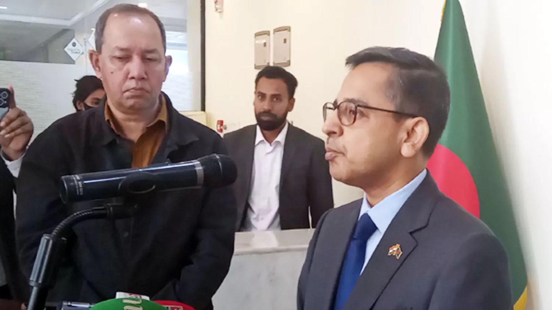 সীমান্ত অপরাধ দমনে যৌথ চেষ্টার আহ্বান ভারতীয় হাইকমিশনারের