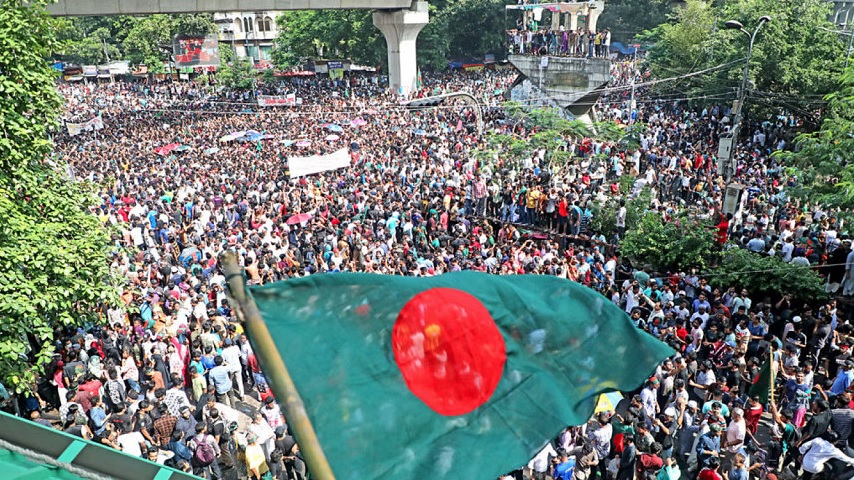 জুলাই গণঅভ্যুত্থান: কৃতিত্ব নিয়ে ভার্চুয়াল লড়াই