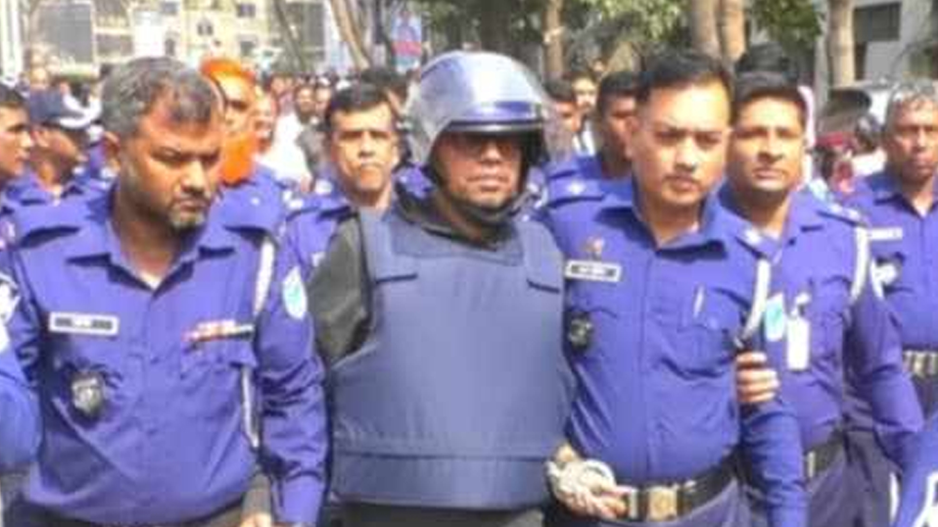 নারায়ণগঞ্জে ৩ হত্যা মামলায় ১২ দিনের রিমান্ডে পলক