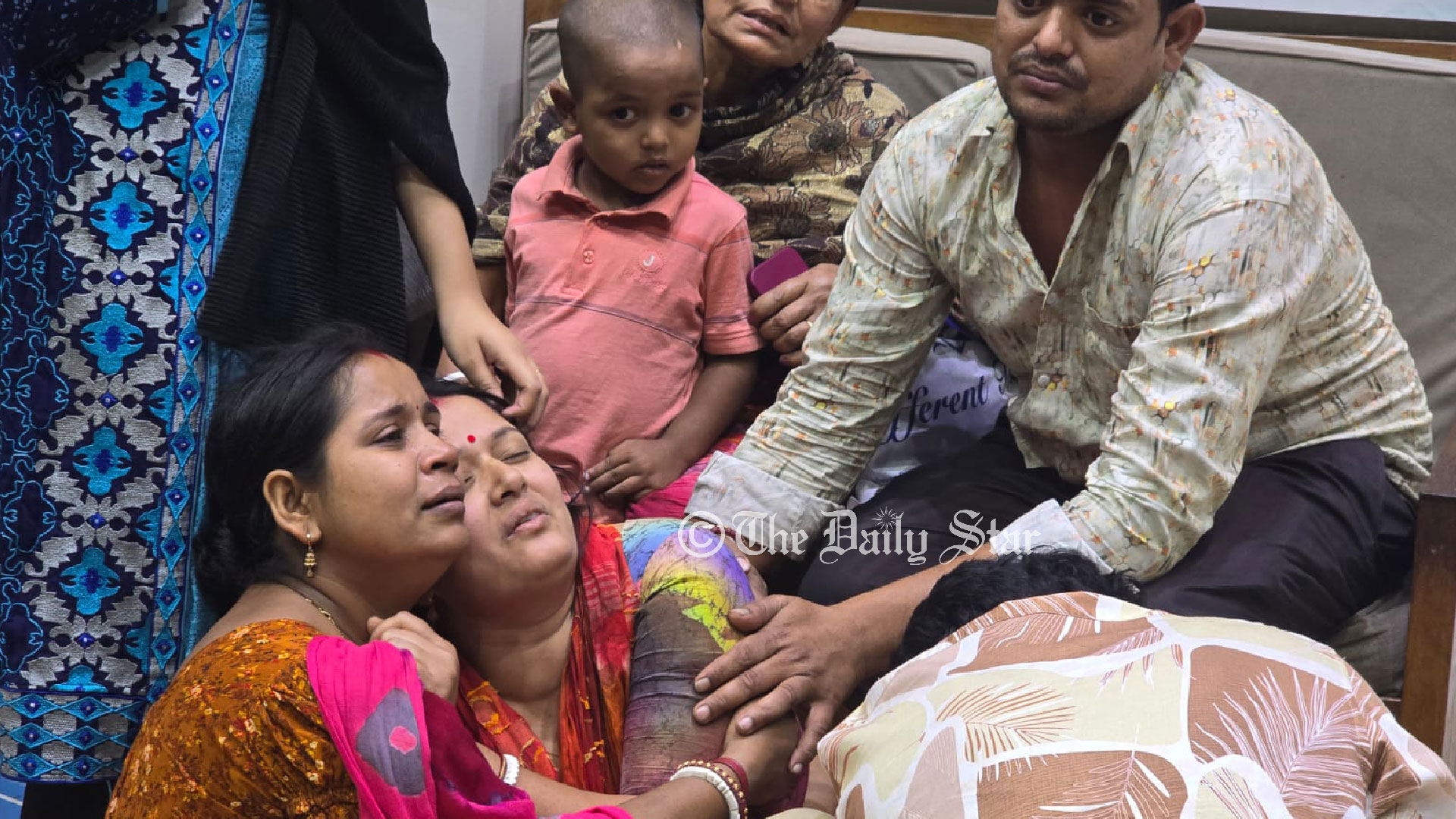 ককটেল ফাটিয়ে, কুপিয়ে স্বর্ণ লুট: সাভারের সেই ব্যবসায়ী মারা গেছেন