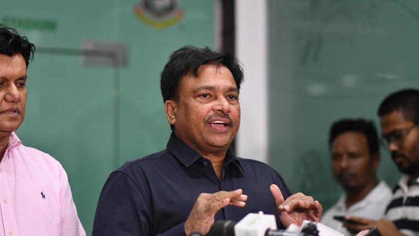 বিসিবি সভাপতির পদ থেকে অপসারণ চ্যালেঞ্জ করে ফারুকের রিট