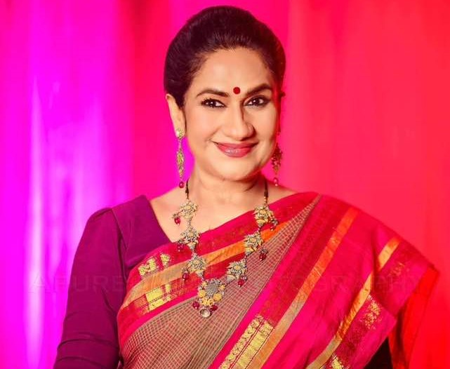 ‘নায়িকা না হলে কিংবা বুড়ো না হলে পুরস্কার পাওয়া যায় না’