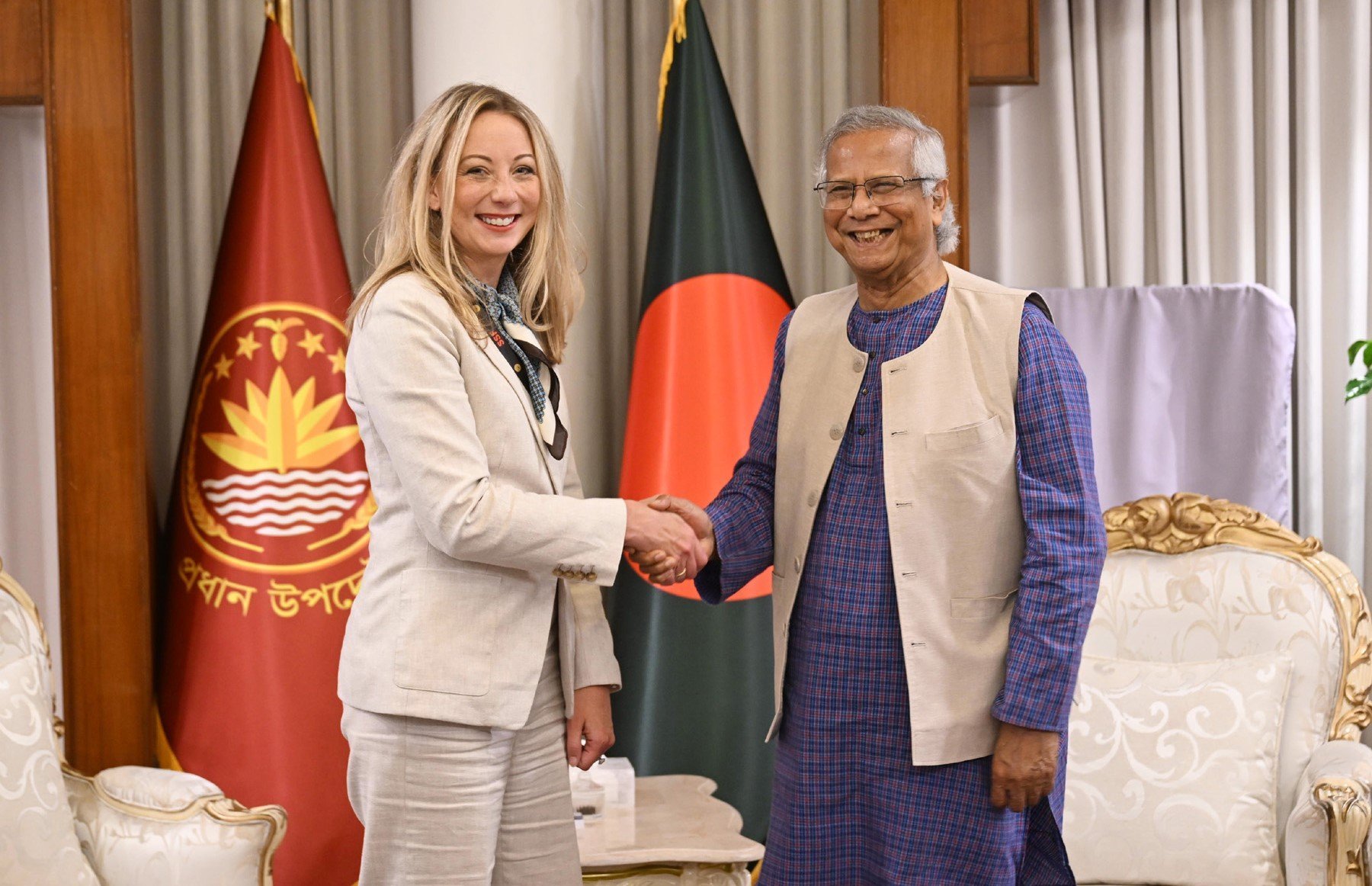 দ্রুত স্টারলিংক চালু করায় বাংলাদেশের প্রশংসা স্পেসএক্সের ভাইস প্রেসিডেন্টের